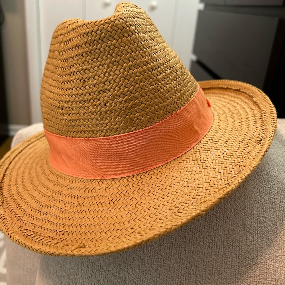 Stay stylish in the sun! Cutest summer hat that goes with everything.